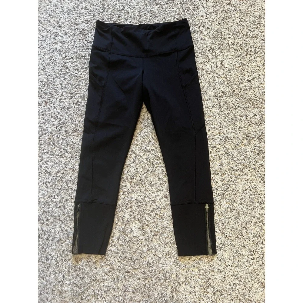 Lululemon Leggings Women's Sz 6 Black Pants Capri Crop Athletic Zip Bottom
